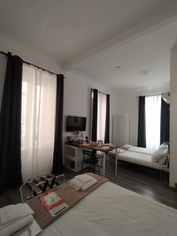 Domus Nikolai Hotel บารี ภายนอก รูปภาพ